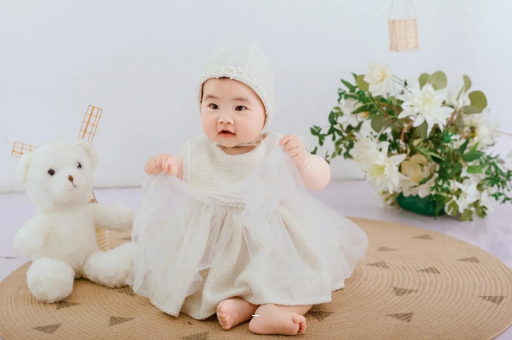 五家渠宝宝几个月抬头