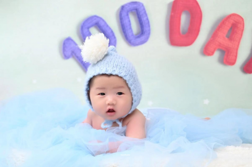 五家渠宝宝多久会笑